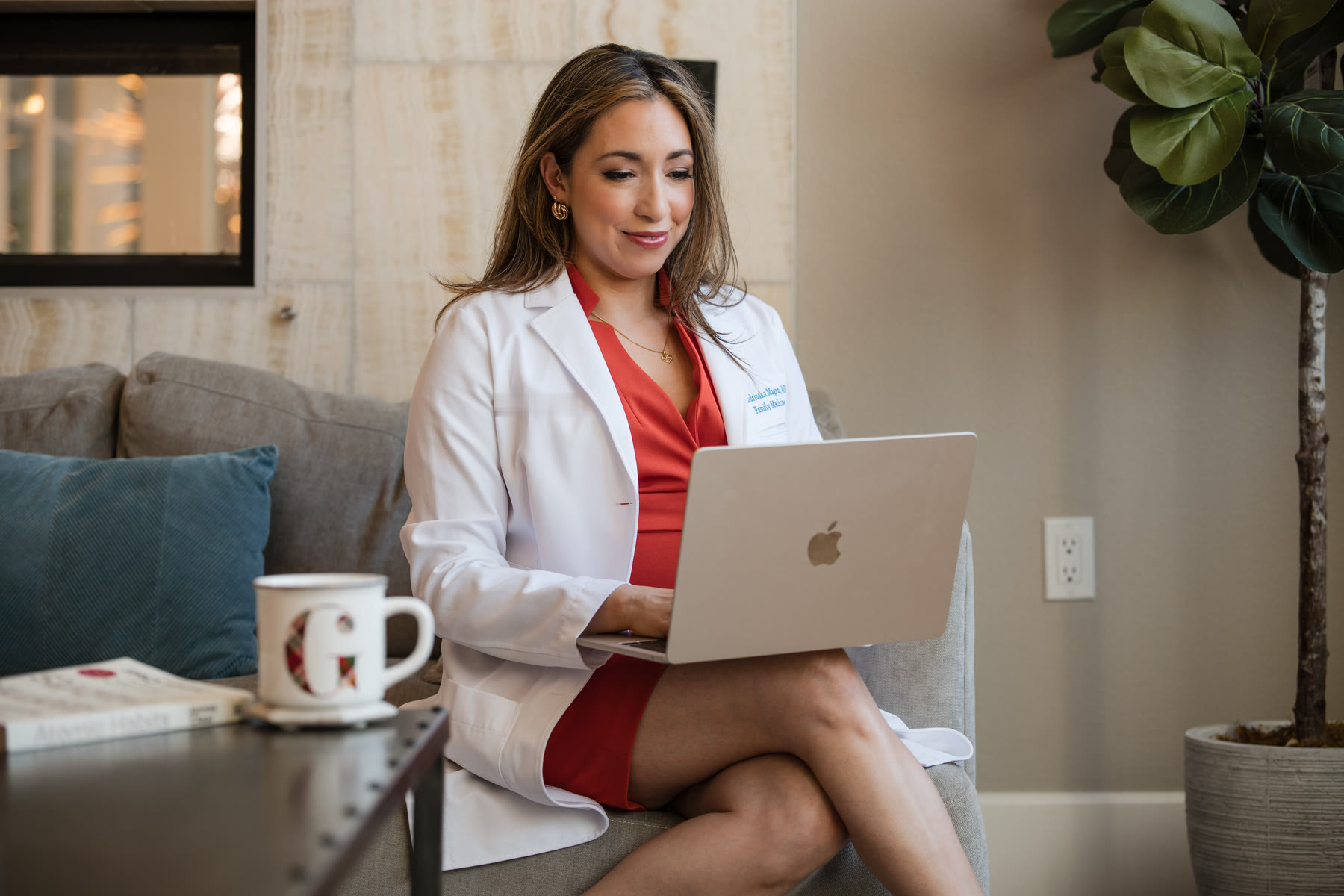 Dr. Gigi Magan, family physician and healthcare AI speaker